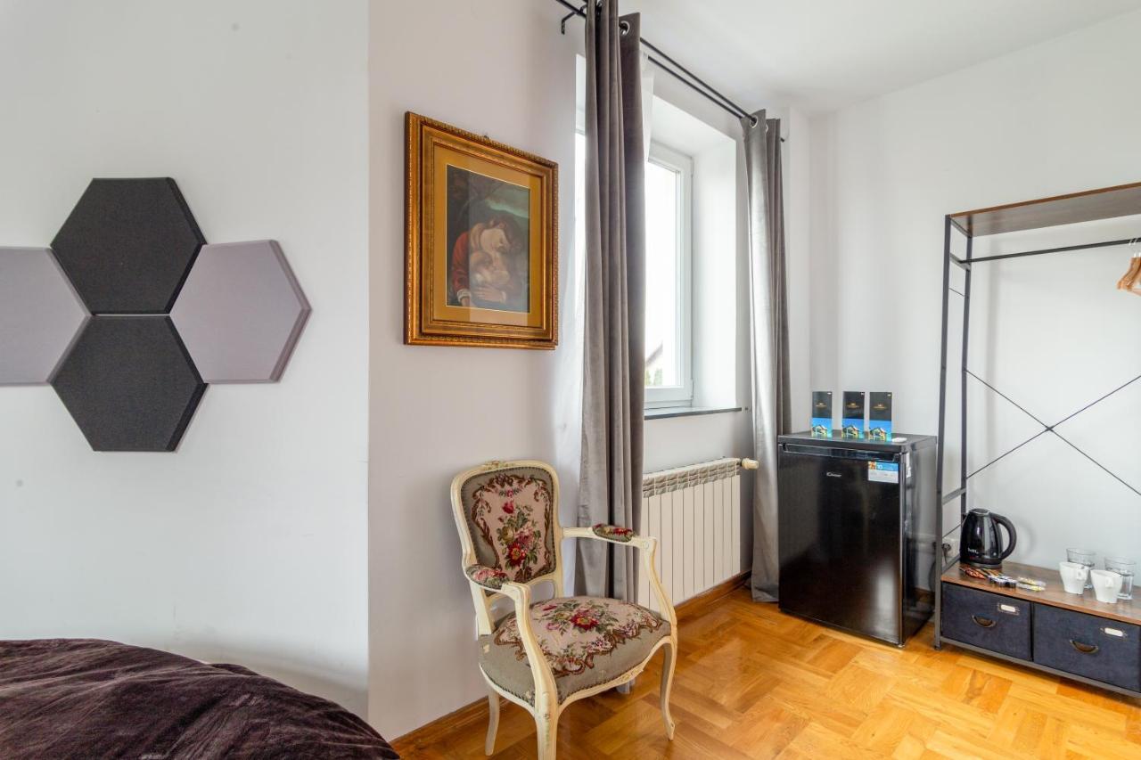 The Castle Suites & Apartment - Free Parking - (Adults Only) Krakau Exterior foto