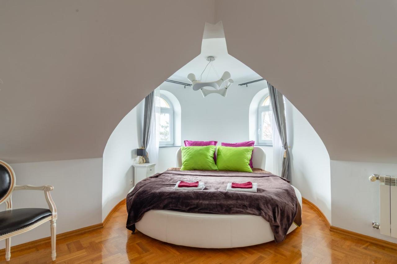 The Castle Suites & Apartment - Free Parking - (Adults Only) Krakau Exterior foto