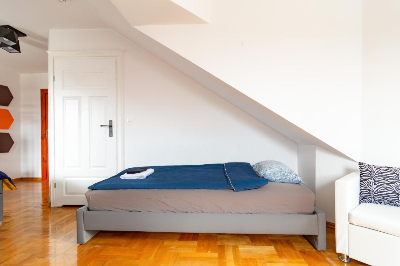 The Castle Suites & Apartment - Free Parking - (Adults Only) Krakau Exterior foto