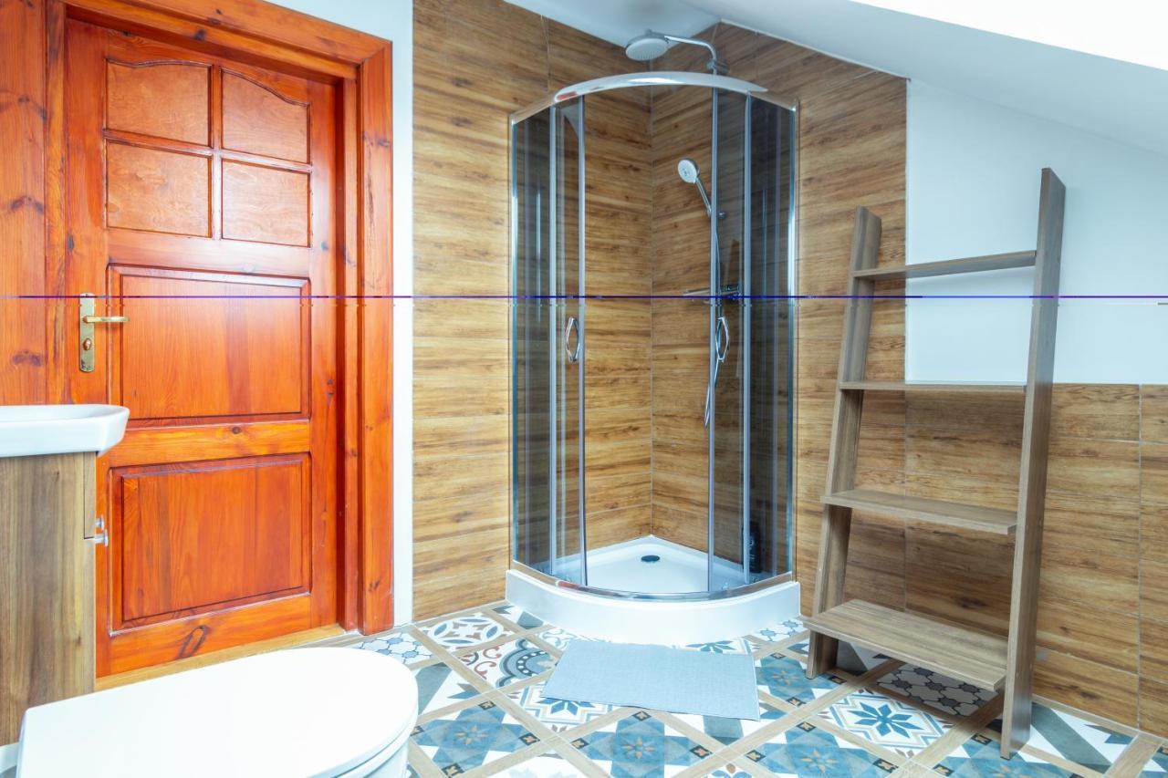 The Castle Suites & Apartment - Free Parking - (Adults Only) Krakau Exterior foto